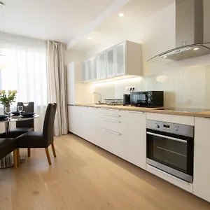 Krakovska Apartamento