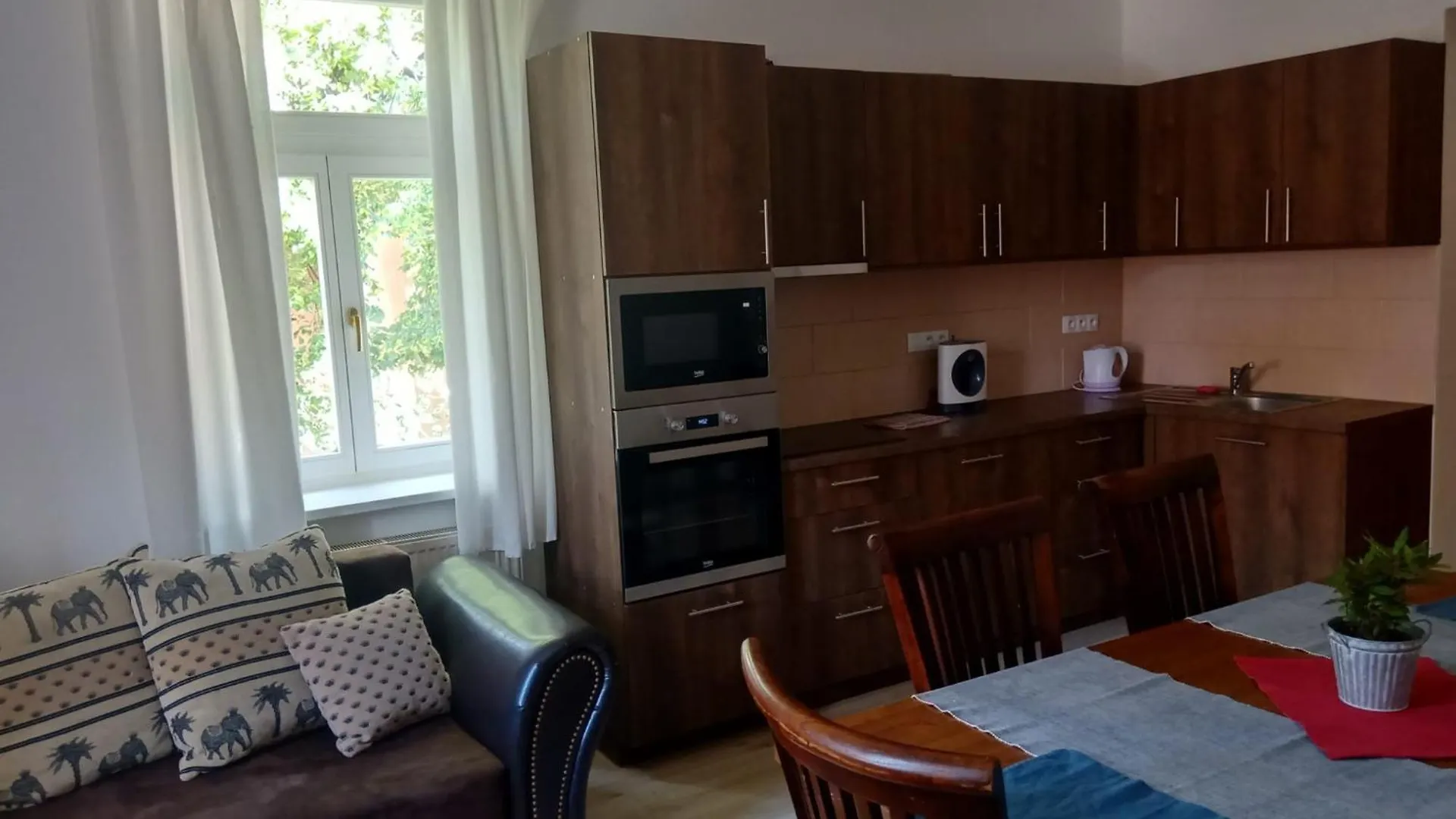 Historic Villa Apartments Praga 0*,