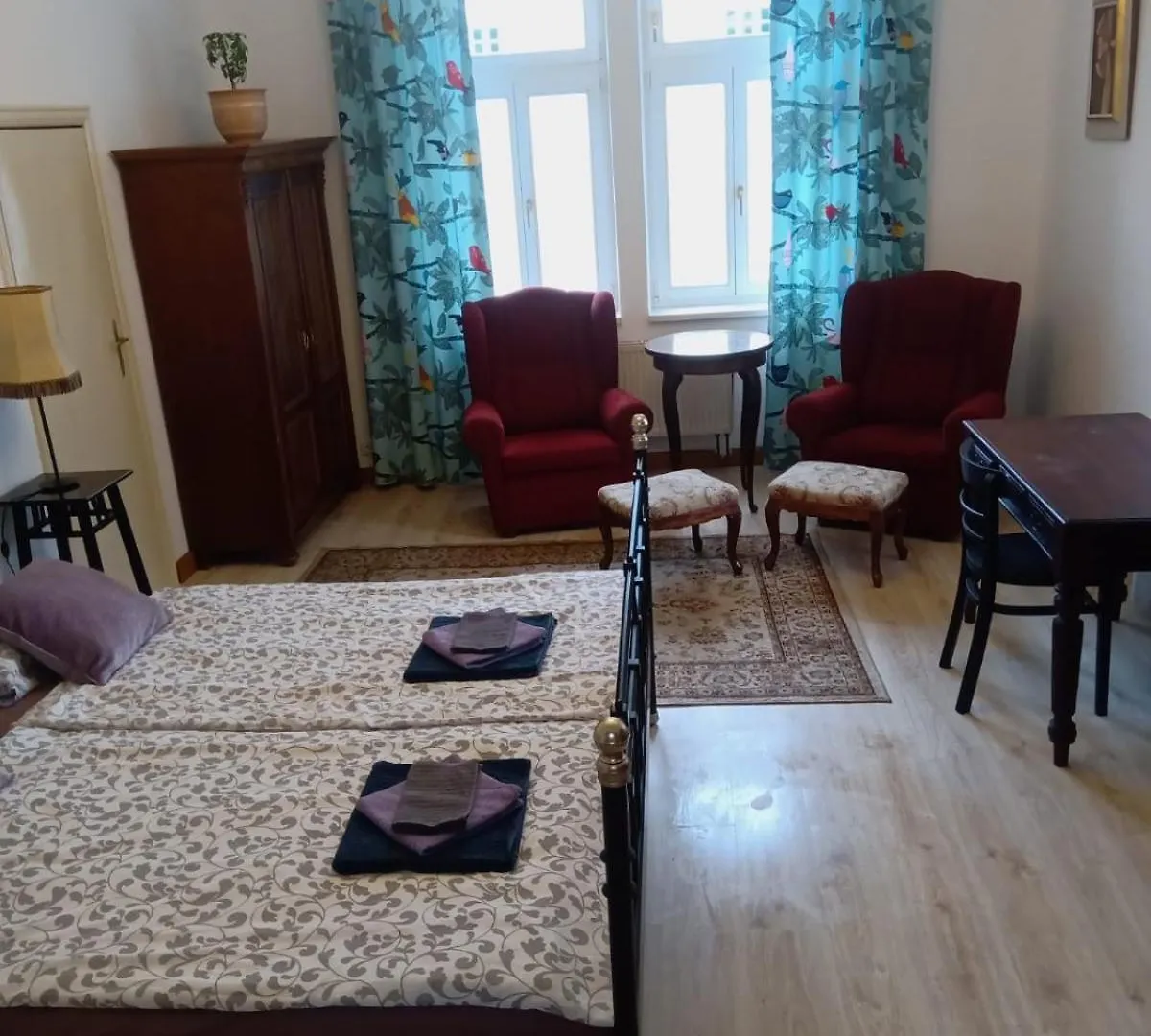 Historic Villa Apartments Praga